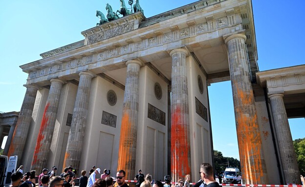 שער ברנדרבורג ברלין גרמניה (צילום: JOHN MACDOUGALL, getty images)