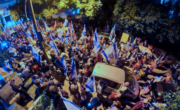 הפגנה נגד גרעין תורני בתל אביב (צילום: ברק אור)
