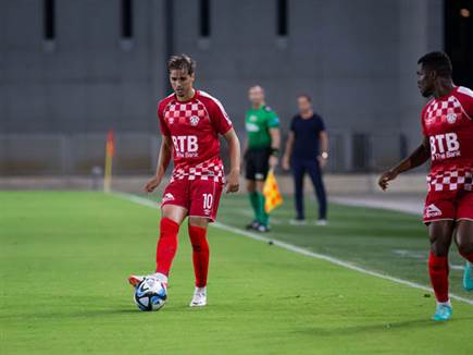 חדרה התקרבה לא פעם לשער (קובי אליהו)