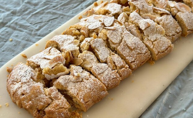 רולדת תפוחים. מיד לסוכה