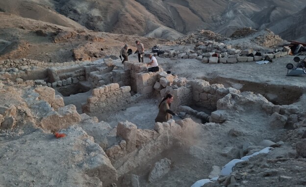 האתר במדבר יהודה (צילום: מיכל הבר, האוניברסיטה העברית)