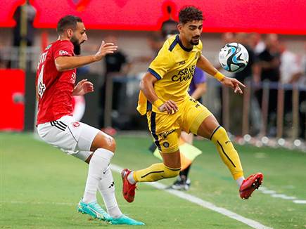 מכבי שלטה מהשנייה הראשונה (צילום: אלן שיבר)