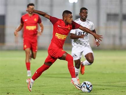 אשדוד שלטה בפתיחה (לירון מולדובן)