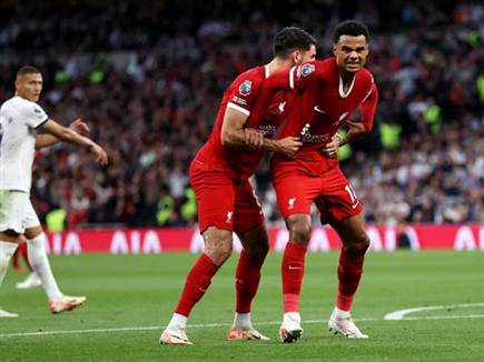 ו-3 שערים (GETTY)