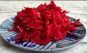 סלט כרוב אדום, רותם ליברזון (צילום: רותם ליברזון, mako אוכל)