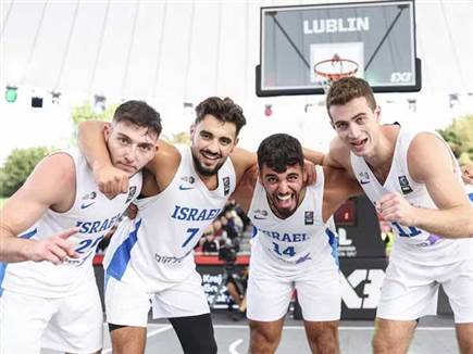 אדירים (FIBA) (צילום: ספורט 5)