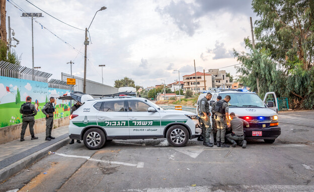 משטרה בשכונת ג'ואריש הבוקר (צילום: יוסי אלוני, פלאש/90 )
