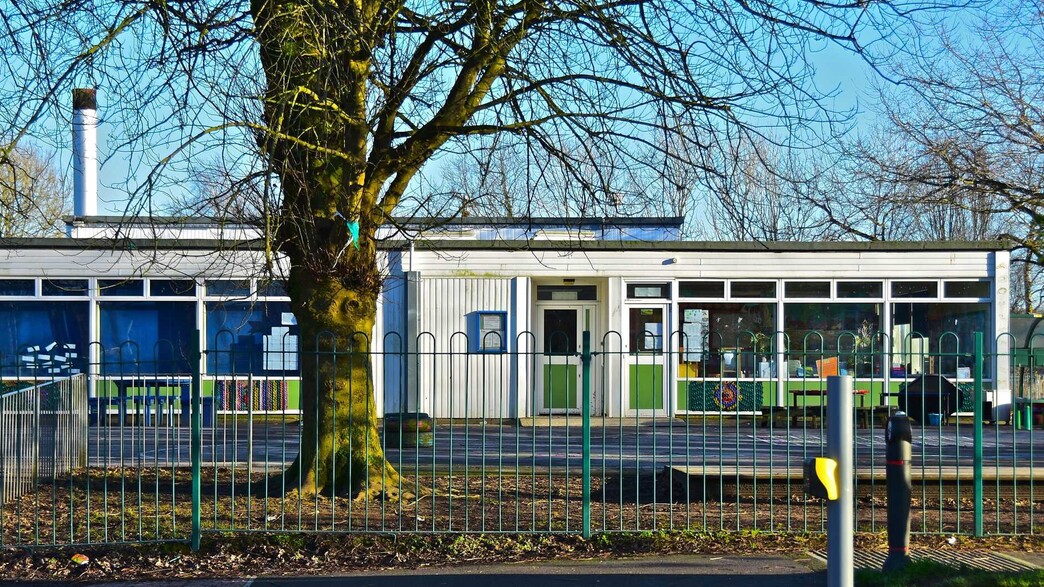 בית ספר (צילום: Colin Burdett, shutterstock)
