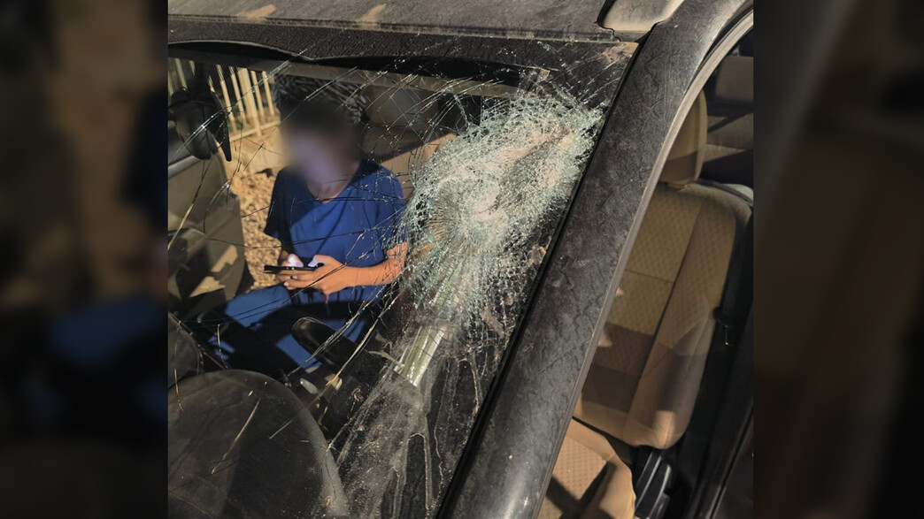 רכב אשר נרגם באבנים בבנימין