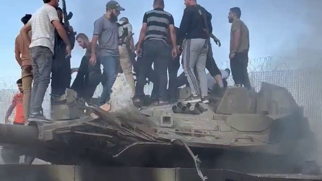 השתלטות על טנק צמוד לגדר