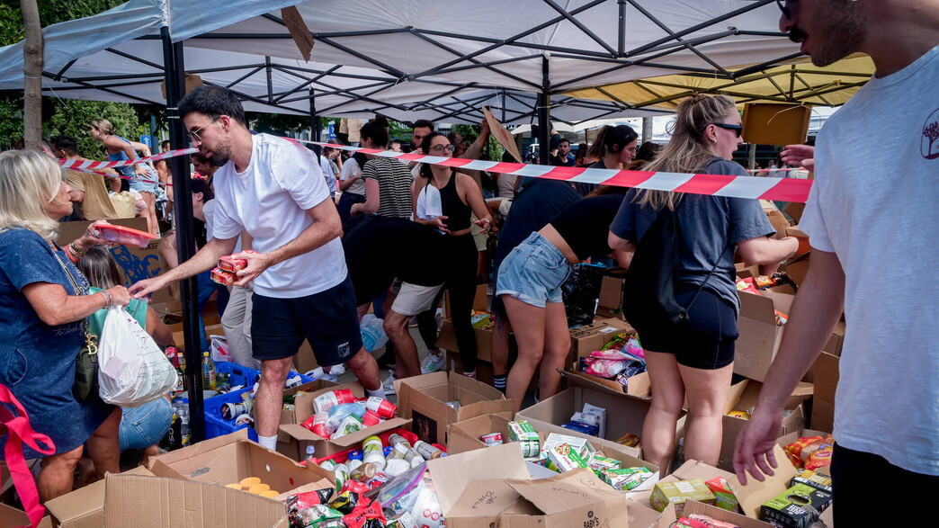 תרומות לחיילים בדיזנגוף