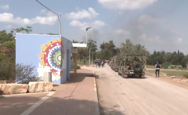 סיור תקשורת זרה בכפר עזה