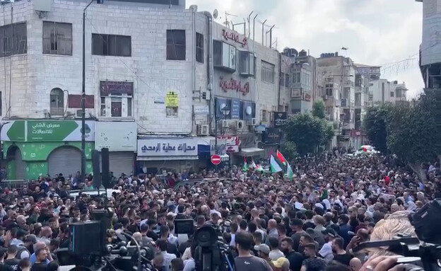 הפגנה רמאללה נגד תקיפות ישראל בעזה