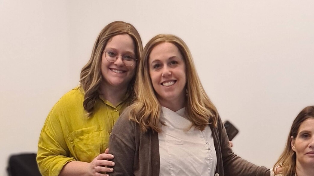 חנה אירם, שירה בהריר חנה אירם, שירה בהריר