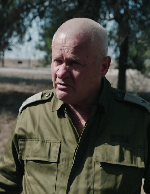 ישראל זיו בשטח חילוץ הצעירים שנמלטו מהמסיבה