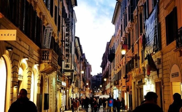 רחוב ויה פרטינה (Via Frattina) שברומא, איטליה (צילום: מתוך הרשתות החברתיות לפי סעיף 27א' לחוק זכויות יוצרים)