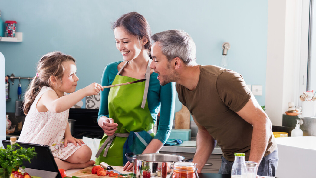 ארוחה משפחתית