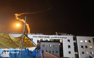 פצצות תאורה מעל בית החולים שיפא