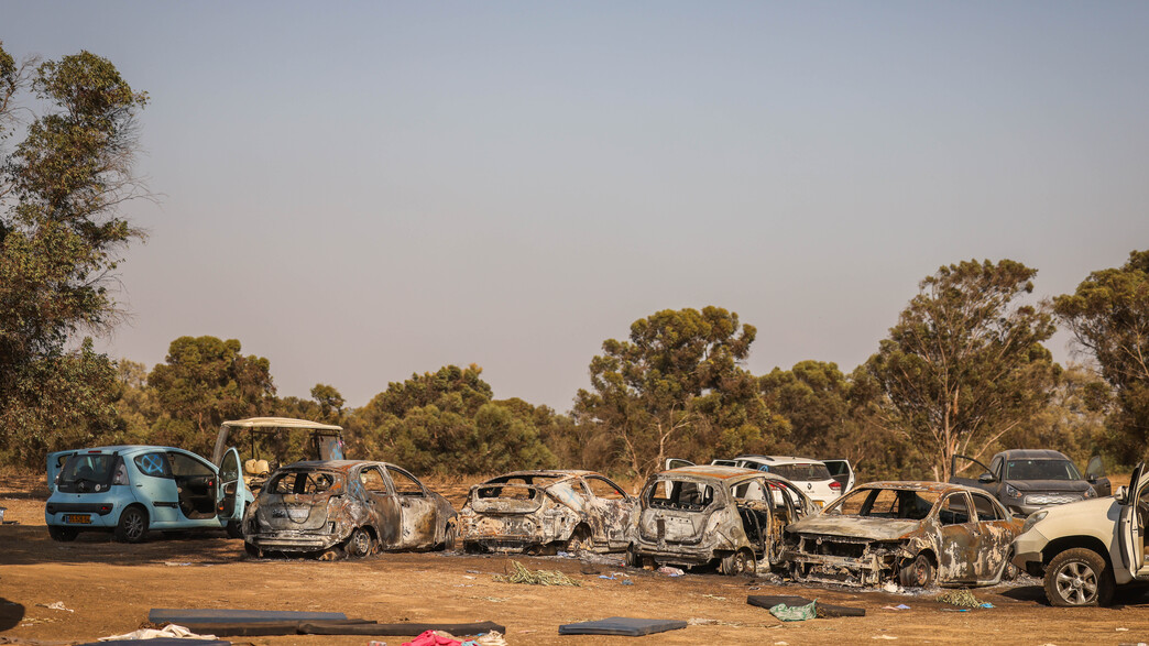 מכוניות שרופות במסיבת נובה ברעים