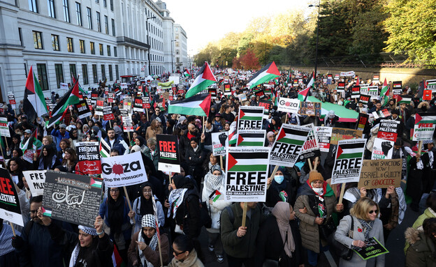 הפגנה פרו פלסטינית בלונדון, אנגליה (צילום: reuters)