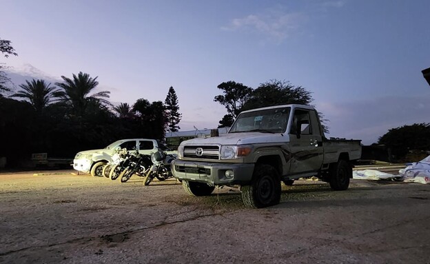 בלשי מג"ב דרום תפסו רכבים של מחבלי חמאס (צילום: דוברות מג"ב)