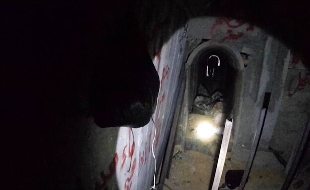 מחבלי חמאס במנהרות ביום מתקפת הפתע (צילום: CNN)