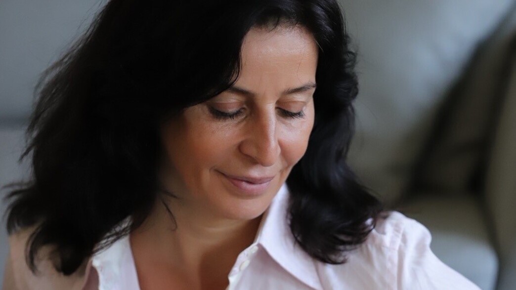 לוני תבל לוני תבל