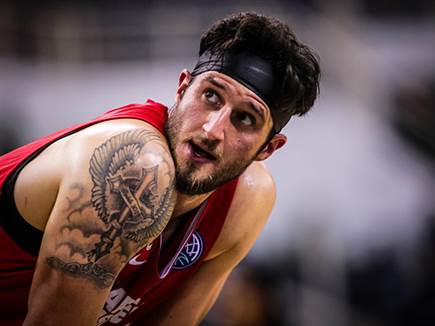 כבר לא מושלמת (FIBA)