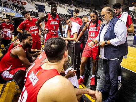 נכנעה הפעם (FIBA)