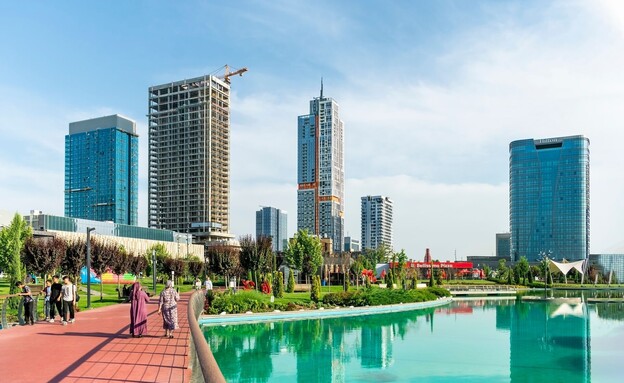 פארק בטשקנט אוזבקיסטן (צילום: Marina Rich, shutterstock)