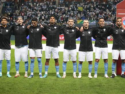 ולהיאחז בתקווה האחרונה (צילום: אודי ציטיאט)