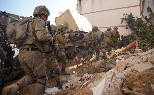 פעילות כוחות אוגדה 36 בשכונת זייתון (צילום: דובר צה"ל)