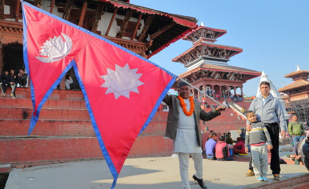 נפאל דגל (צילום: Christophe Cappelli, shutterstock)