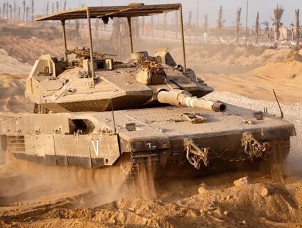 טנקים ברצועה (צילום: דובר צה"ל)