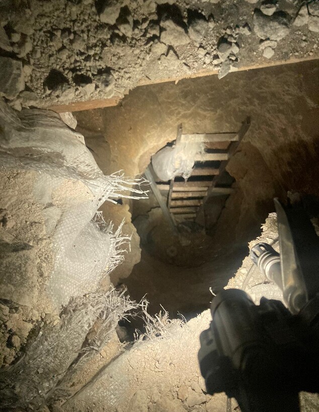 פיר תת-קרקעי שהתגלה בפעולה בג'נין (צילום: דובר צה"ל, דוברות שב"כ והמשטרה)