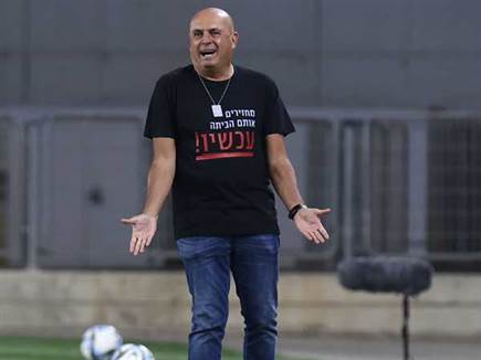 לו יש הרבה עבודה. לם (דני מרון)