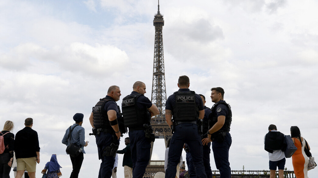 פריז טרור משטרה אייפל פריז טרור משטרה אייפל