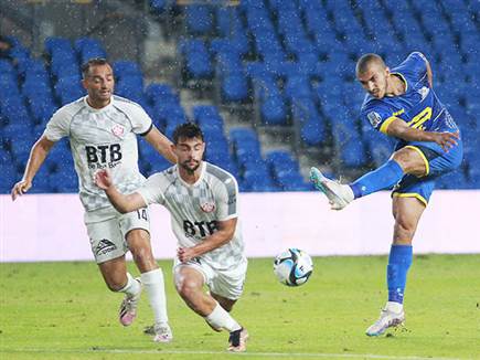 זה החל צמוד (קובי אליהו)