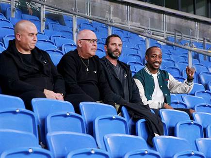 גם הנוכחות של מנשה זלקה ביציע לא עזרה להפועל חדרה (קובי אליהו)