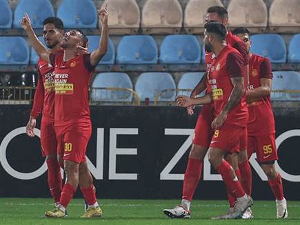 אברג'יל חגג ראשון (צילום: לירון מולדובן)