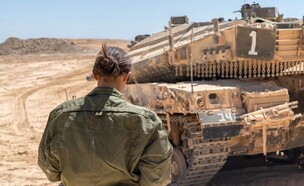 לוחמות מתגייסות (צילום: דובר צה"ל)