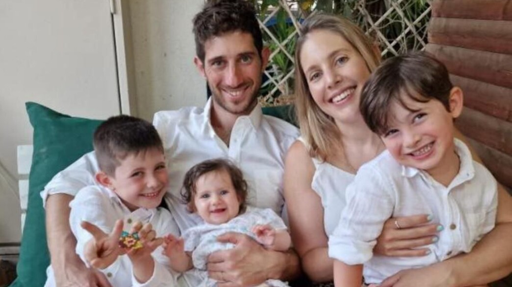 משפחתו של איתי פרי ז"ל שנפל בעזה