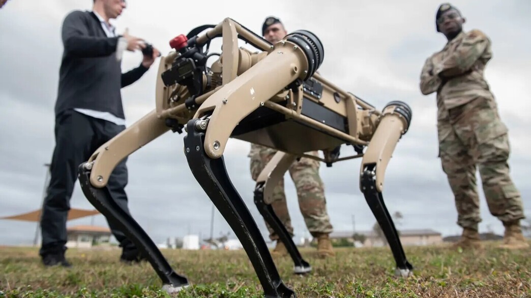 רובוט כלס של גוסט רובוטיקס