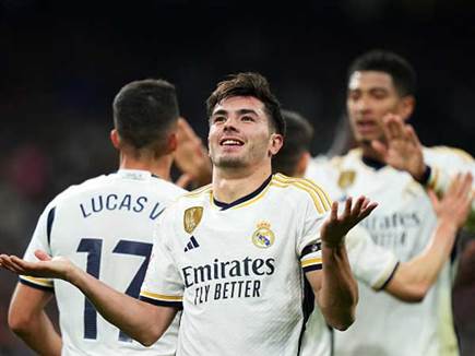 דיאס כבש שער ענק (GETTY)