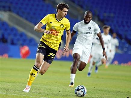 נתניה הפעילה לחץ בדקות הפתיחה (צילום: אלן שיבר)