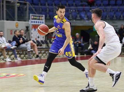 (לירון מולדובן)