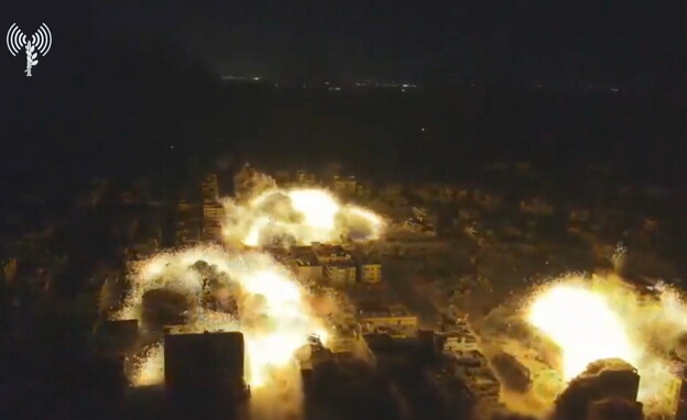 תיעוד פיצוץ הפירים באזור ביה"ח "רנתיסי" (צילום: דובר צה"ל)