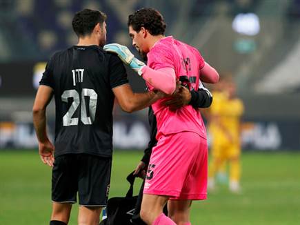 השוער נפצע (אלן שיבר)