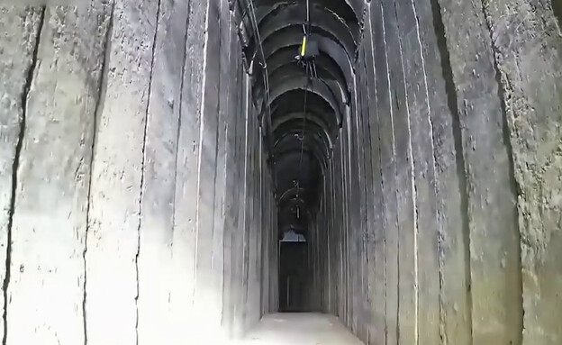 השמדת המנהרות במרחב המטה הכללי של חמאס (צילום: דובר צה"ל)
