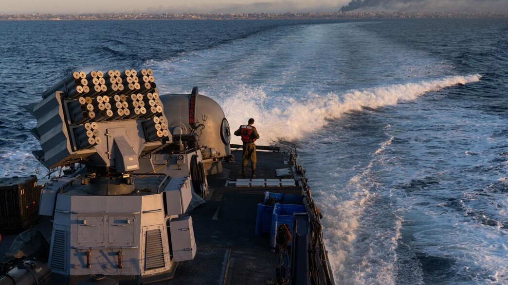 כוחות חיל הים בפעולה כוחות חיל הים בפעולה